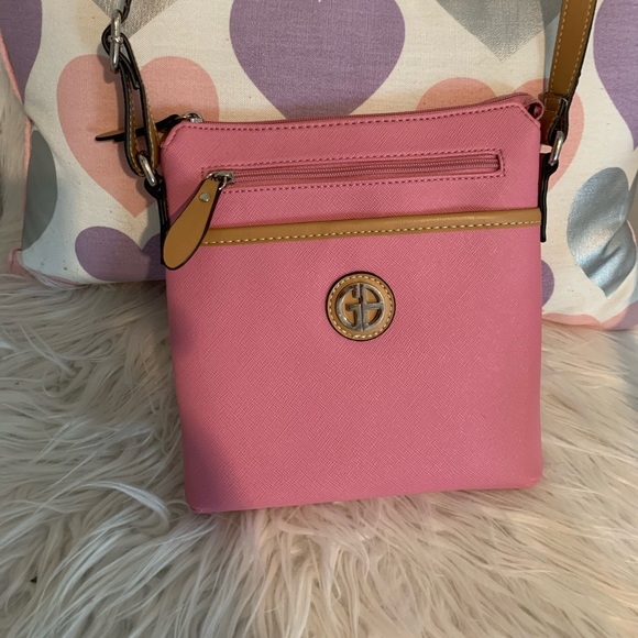 GIANI BERNINI HOT PINK CROSSBODY HANDBAG - Picture 2 of 6